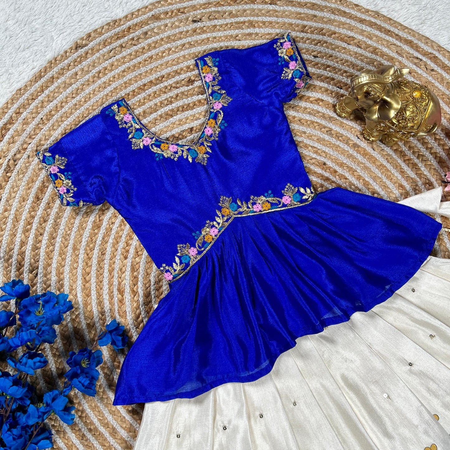 Little Pongal princess! Kids' lehenga-choli. Elegant, colorful & festive outfit for the special occasion