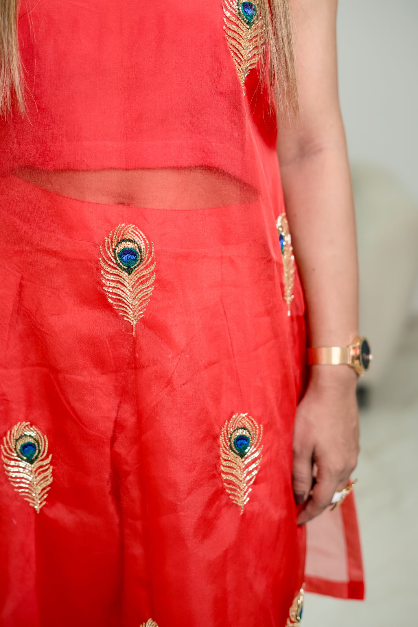 ❤️ Red Peacock Elegance ❤️