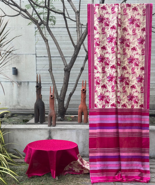This pure pashmina feel fabrics has weaving satin border on both the sides.  It’s silky design just compliments the fabric.
